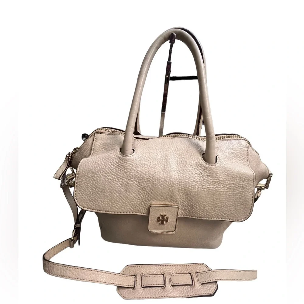 Tory Burch Clara Leather Satchel $495 Light, Pink size, medium Crossbody bag, ￼
